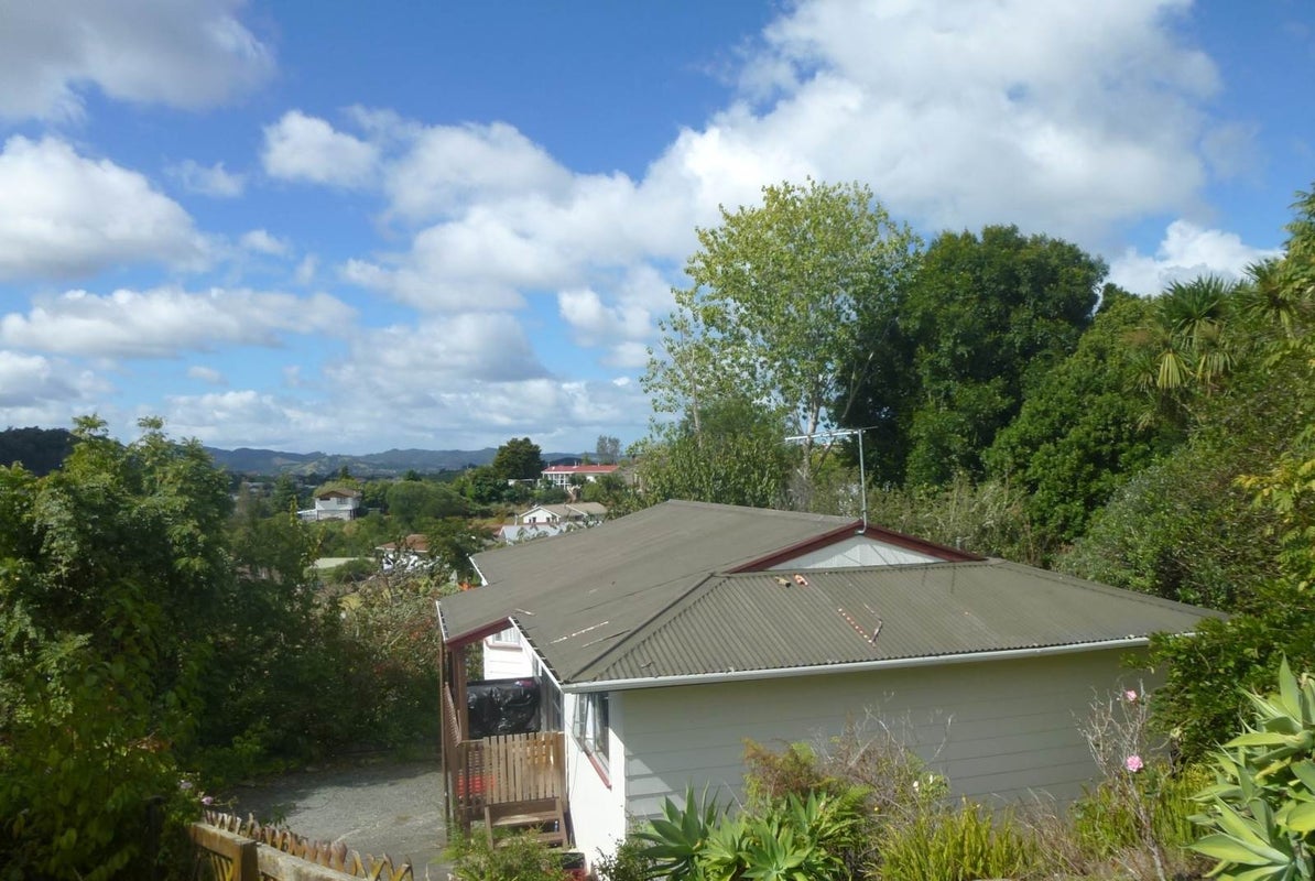 10 Dudley Place, Raumanga, Whangarei - Carousel 2