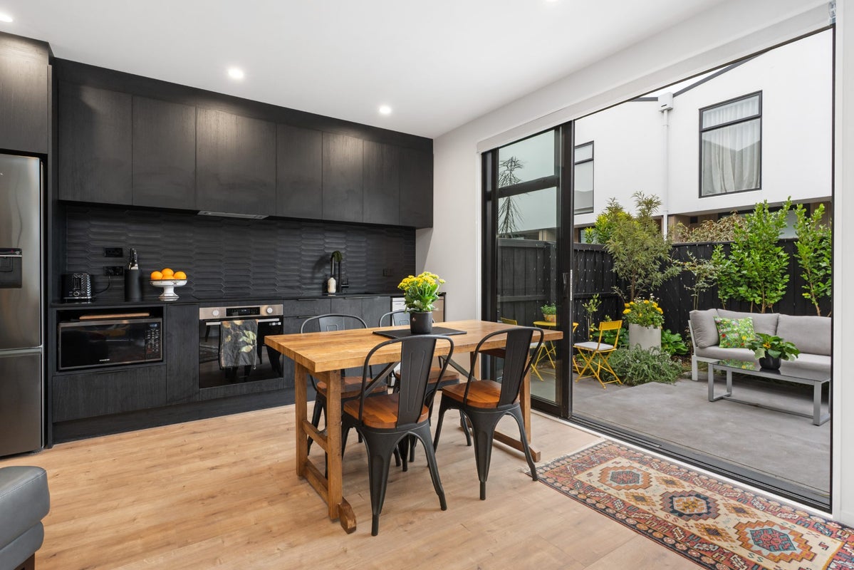 4/57B Carlton Mill Road, Merivale, Christchurch - Carousel 2