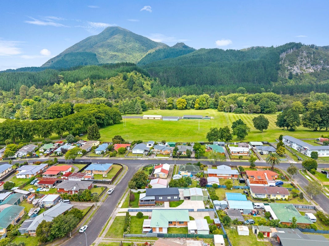 29 Walter Nash Avenue, Kawerau, Kawerau - Carousel 32