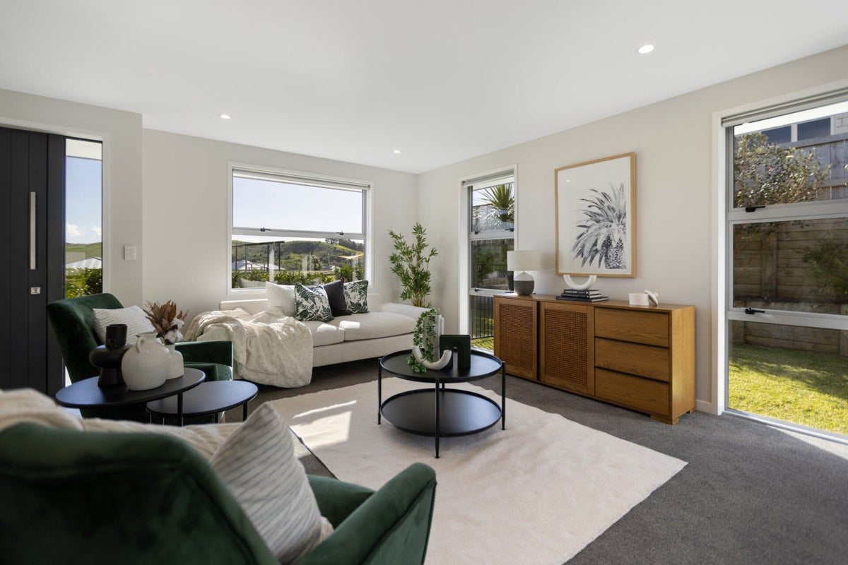 159 Ballintoy Park Drive, Welcome Bay, Tauranga - Carousel 1