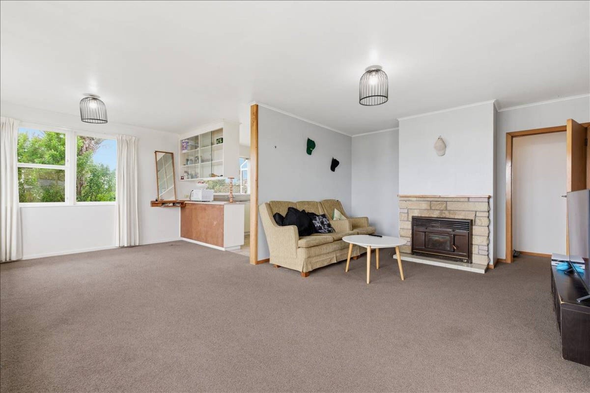 32 Coopers Road, Gate Pa, Tauranga - Carousel 2