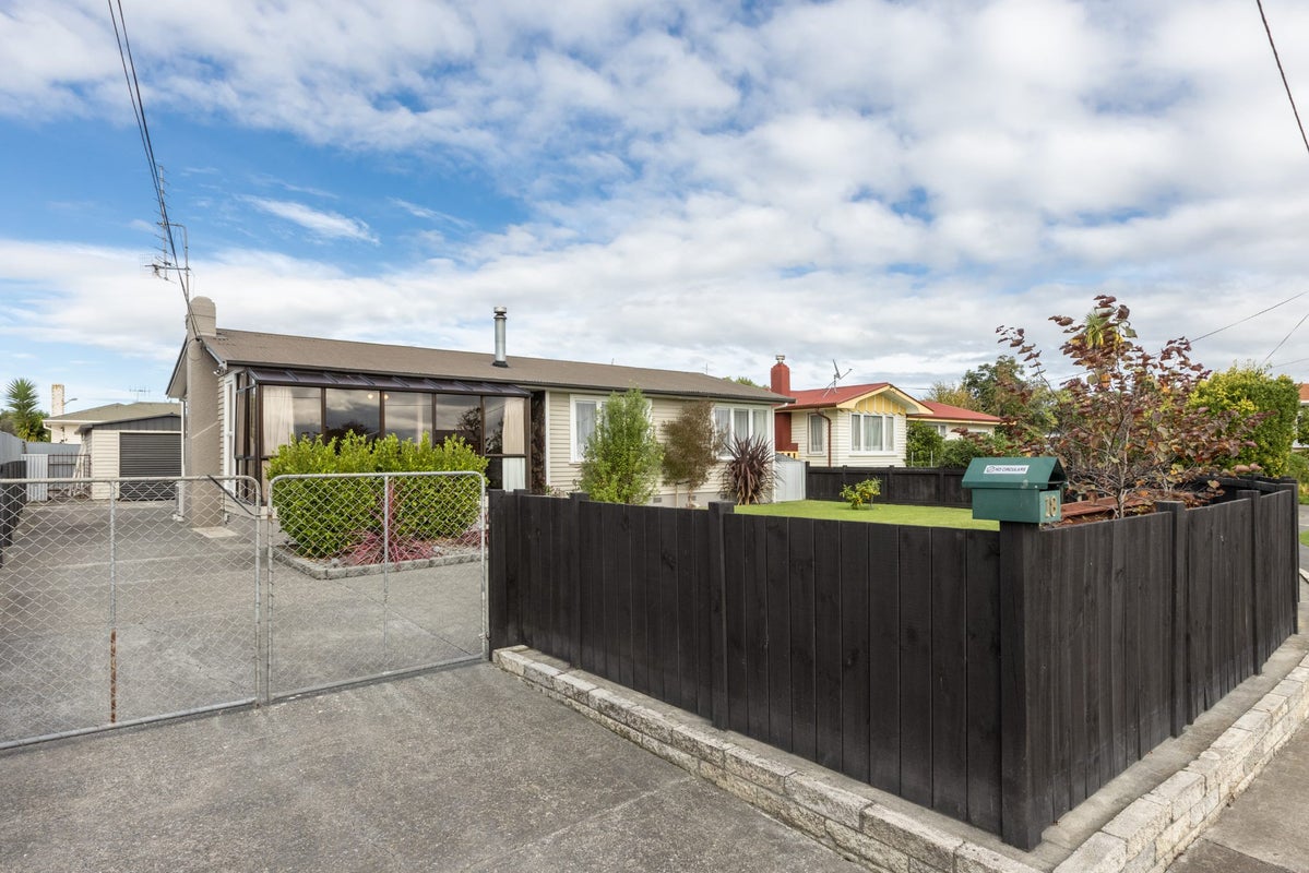 18 Hastie Place, Onekawa, Napier - Carousel 20