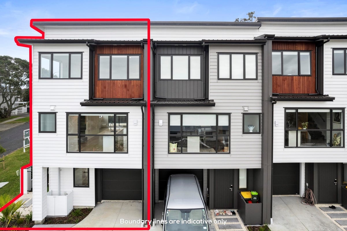8A Howe Street, Howick, Auckland - Carousel 1