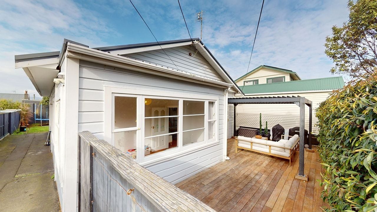 47 Freyberg Street, Lyall Bay, Wellington - Carousel 1