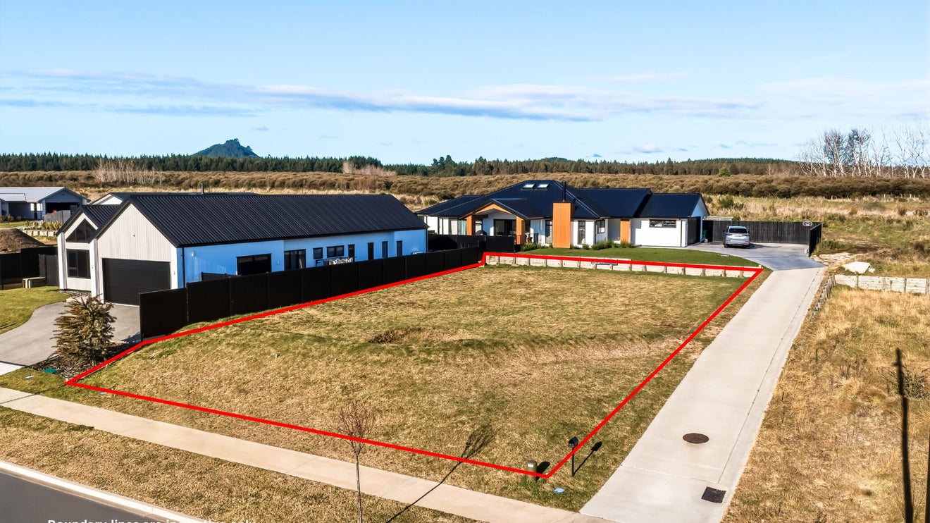 51 Kopakopa Crescent, Wharewaka, Taupo - Carousel 1