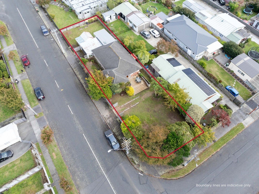 20 Ararino Street, Trentham, Upper Hutt - Carousel 1