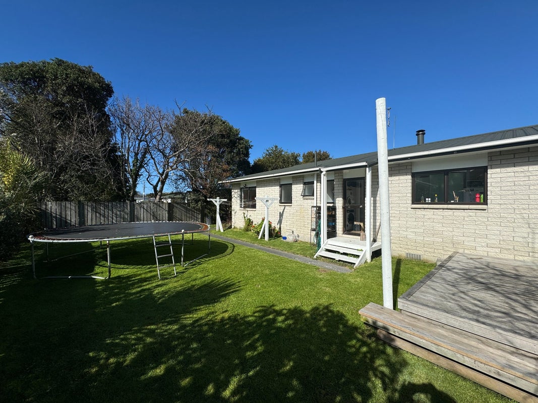 6B Hooper Street, Tamarau, Gisborne - Carousel 19