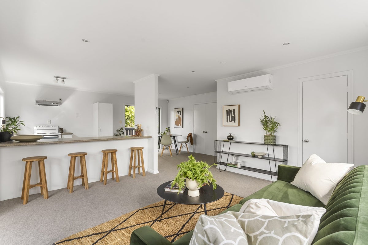 29B Oakley Avenue, Waterview, Auckland - Carousel 2