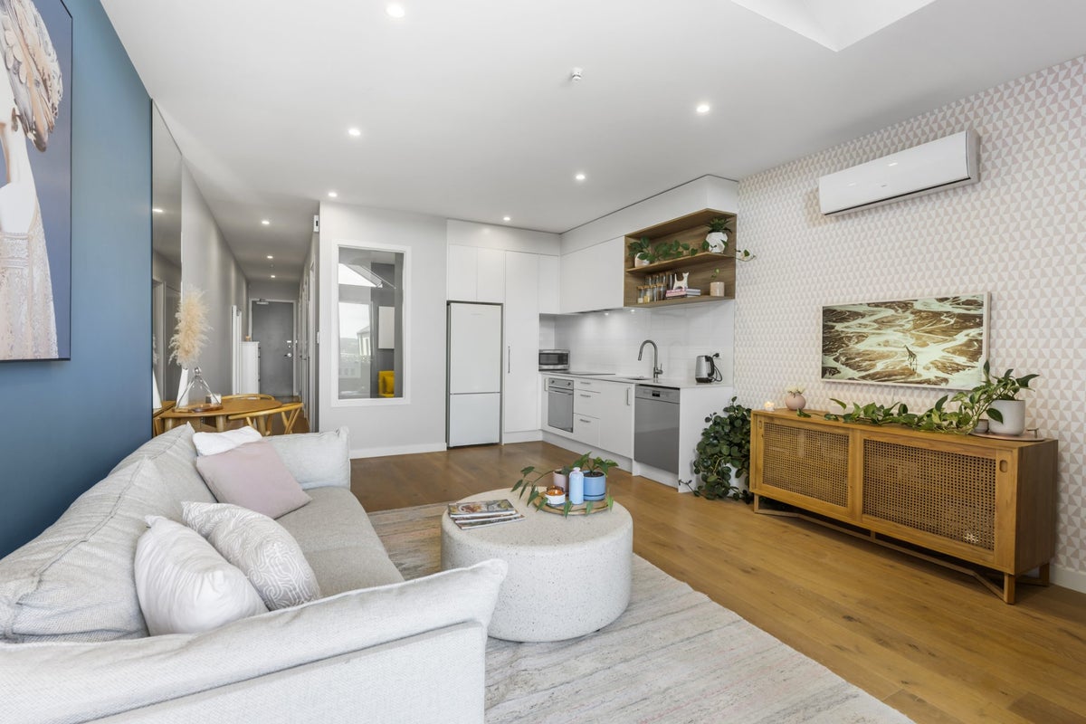 10/28 Nevill Road, Hobsonville, Auckland - Carousel 2