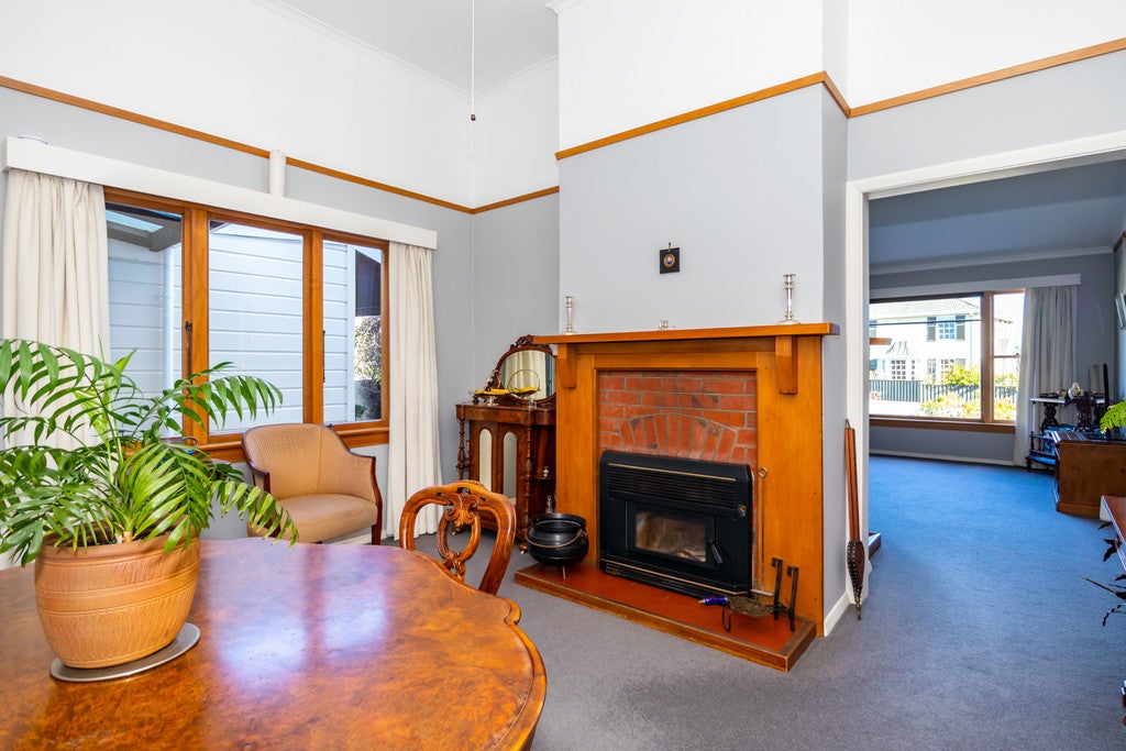17 Te Weka Street, Maori Hill, Timaru - Carousel 2