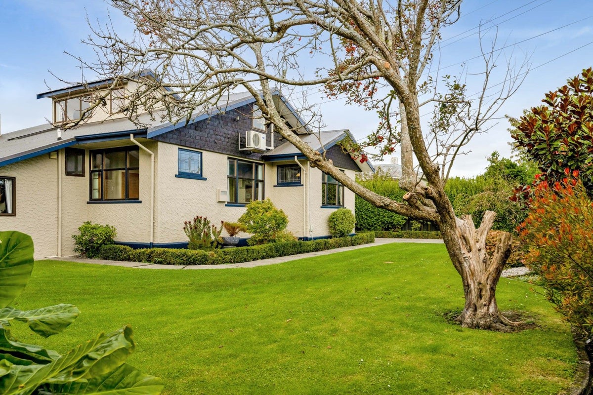 6 Egmont Street, Normanby, Hawera - Carousel 38