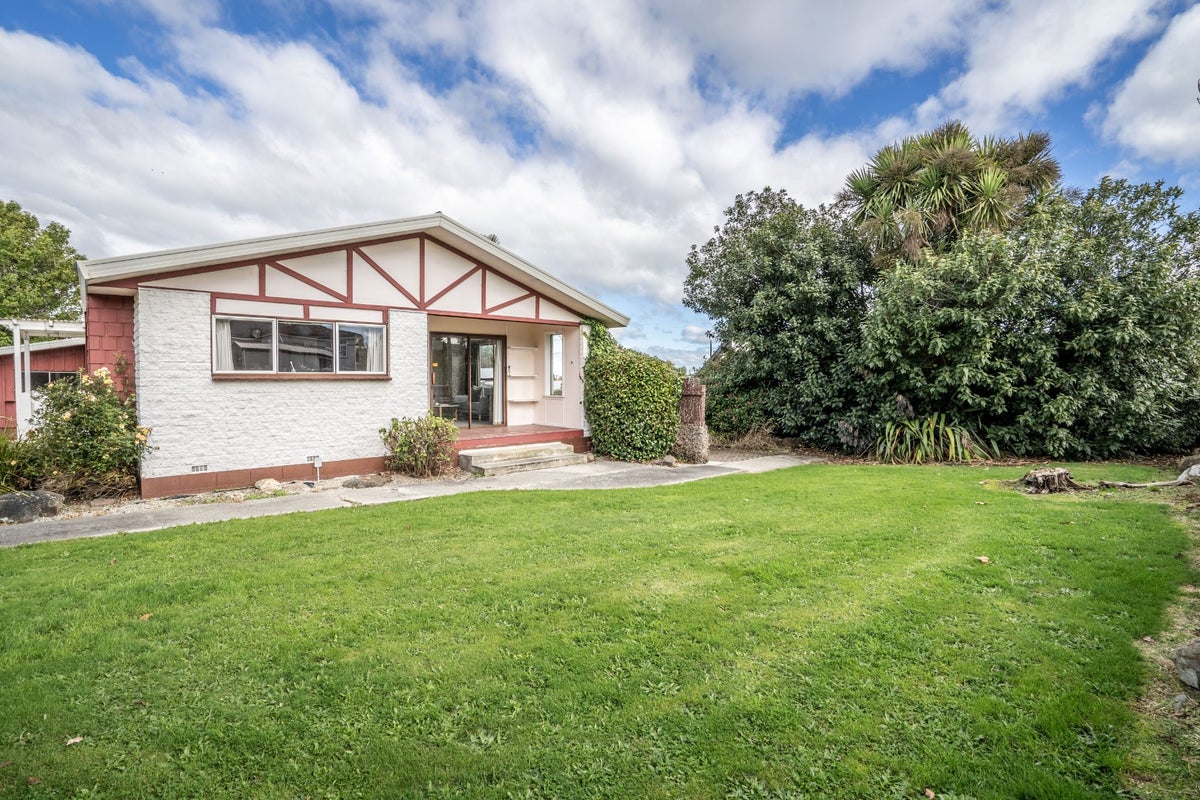 1A Talbot Street, East Gore, Gore - Carousel 1