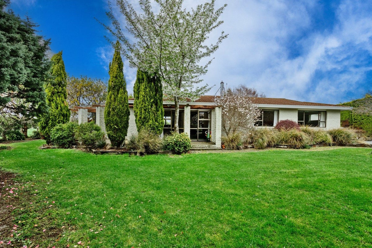 24 Auburn Road, Waihopai, Invercargill - Carousel 1