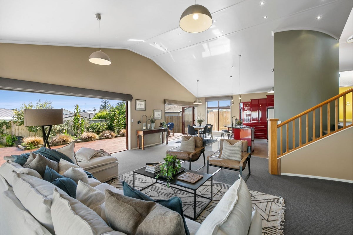 53 Clemow Road, Fitzroy, New Plymouth - Carousel 2