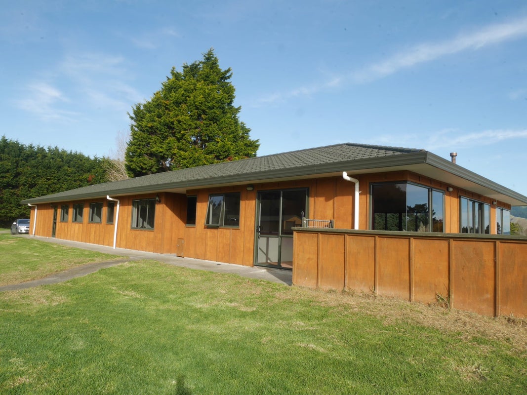 12 Te Horo Beach Road, Te Horo - Carousel 1