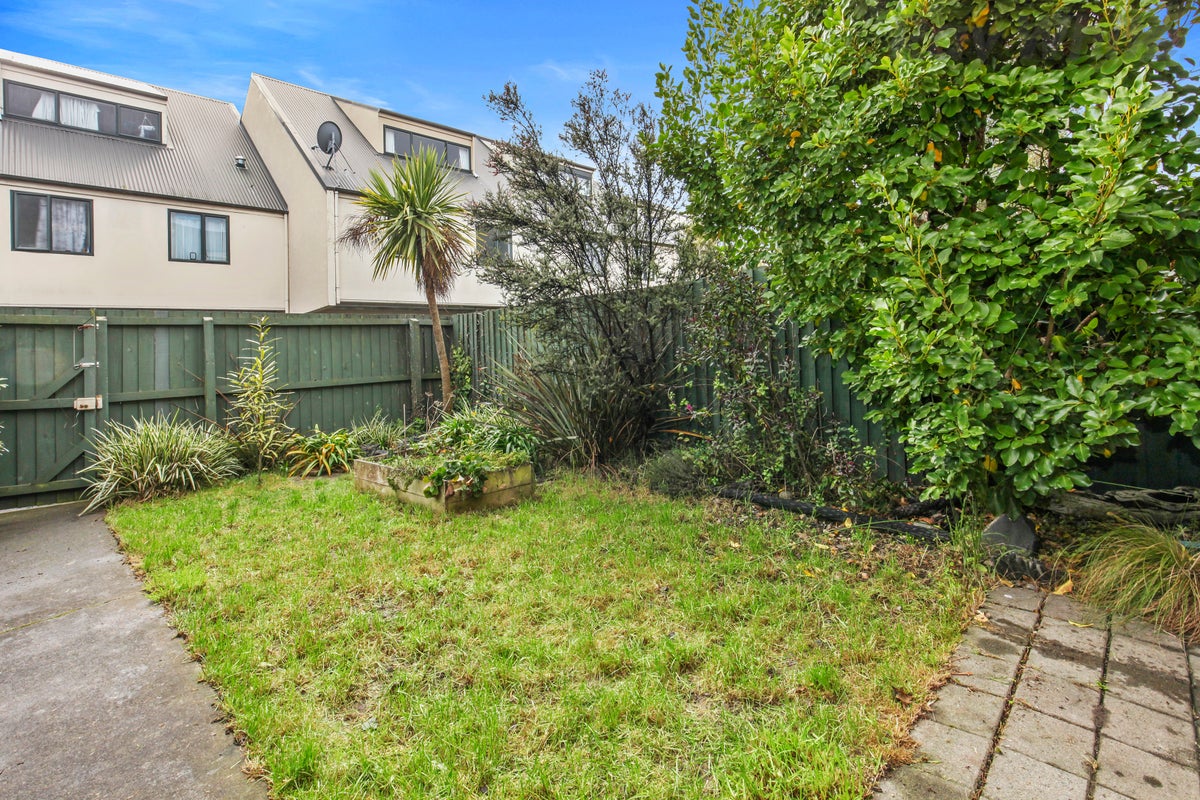 8/324 Worcester Street, Linwood, Christchurch - Carousel 12
