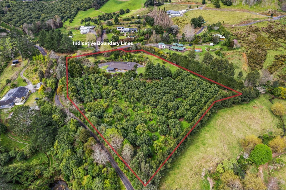 42 Walden Lane, Minden, Tauranga - Carousel 1