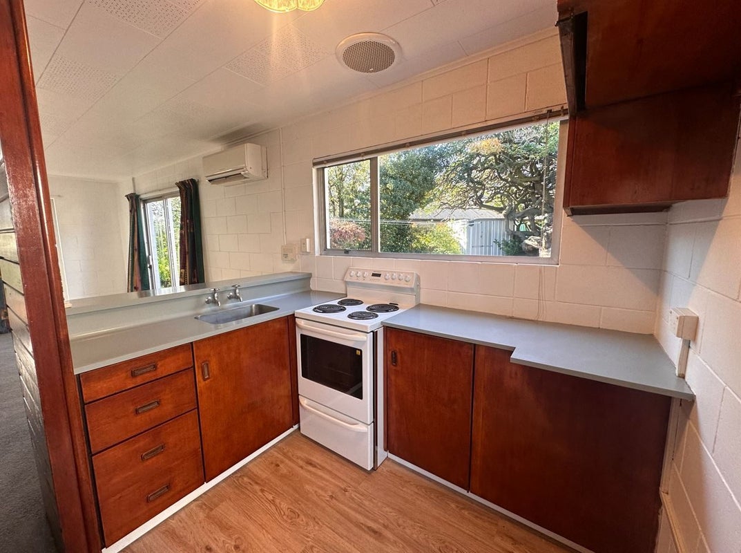 2/83 Tancred Street, Linwood, Christchurch - Carousel 2