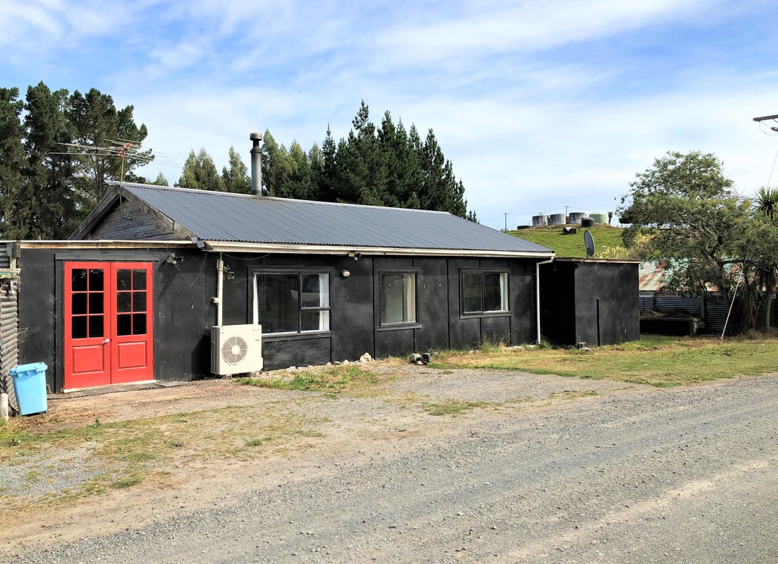 54 Nore Street, Waihola, Milton - Carousel 1