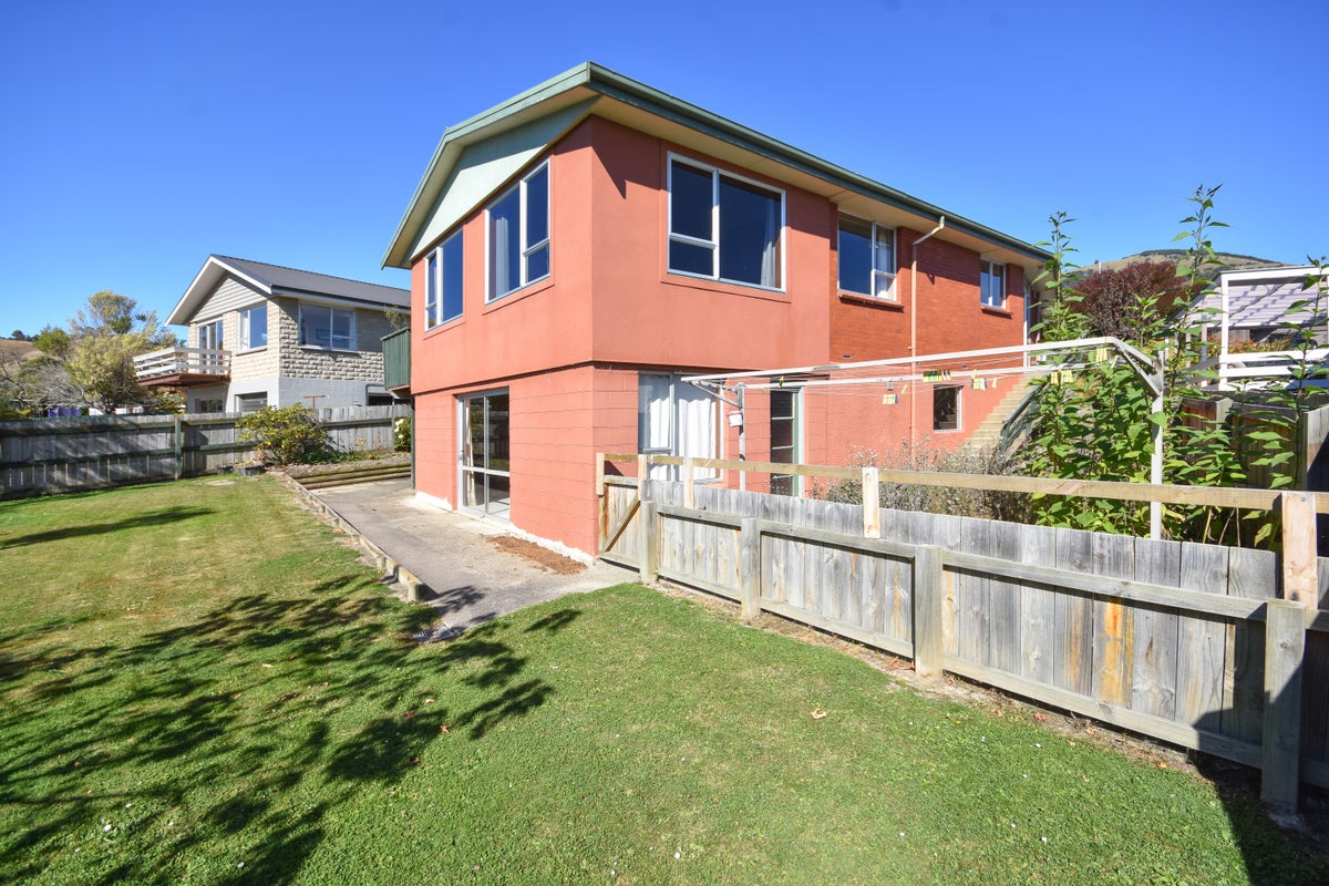 8 Gebbie Street, Kinmont Park, Mosgiel - Carousel 1
