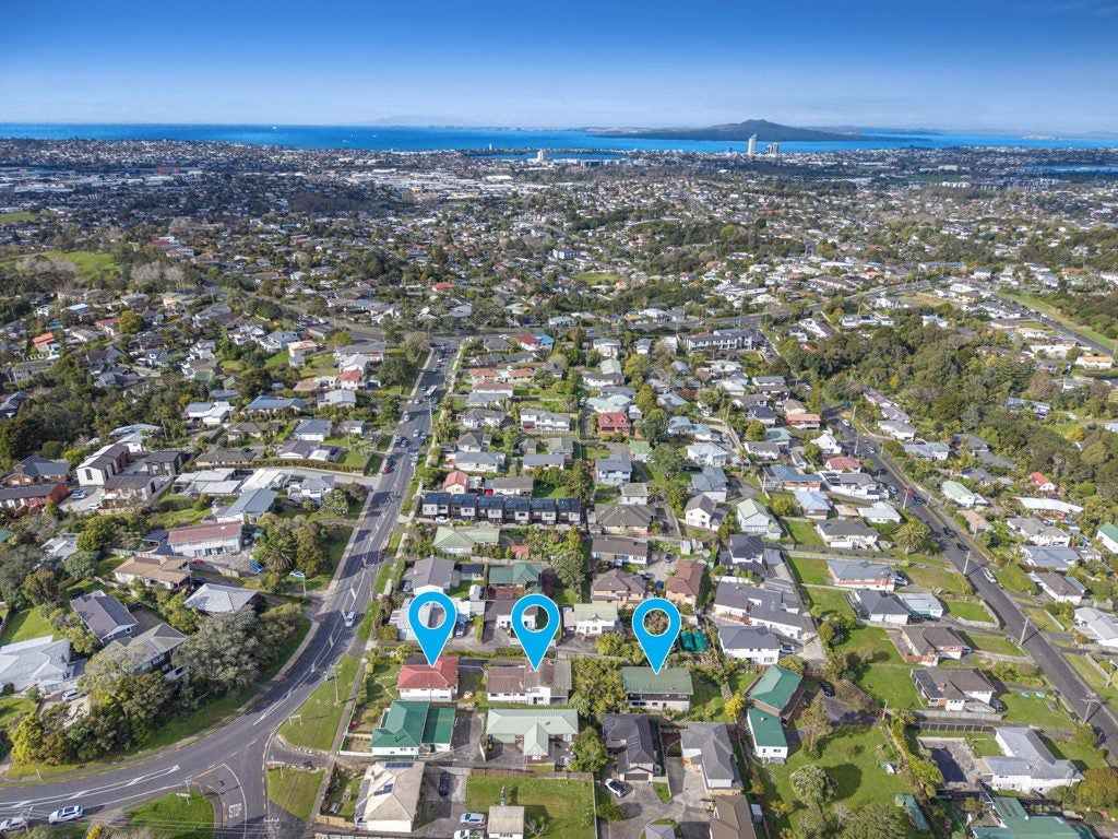 34 Roberts Road, Glenfield, Auckland - Carousel 24