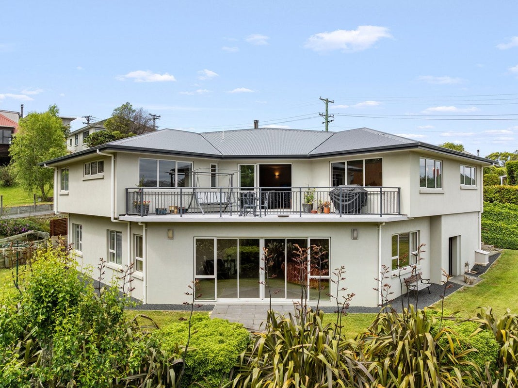 9 Eastbank Street, Waverley, Dunedin - Carousel 1