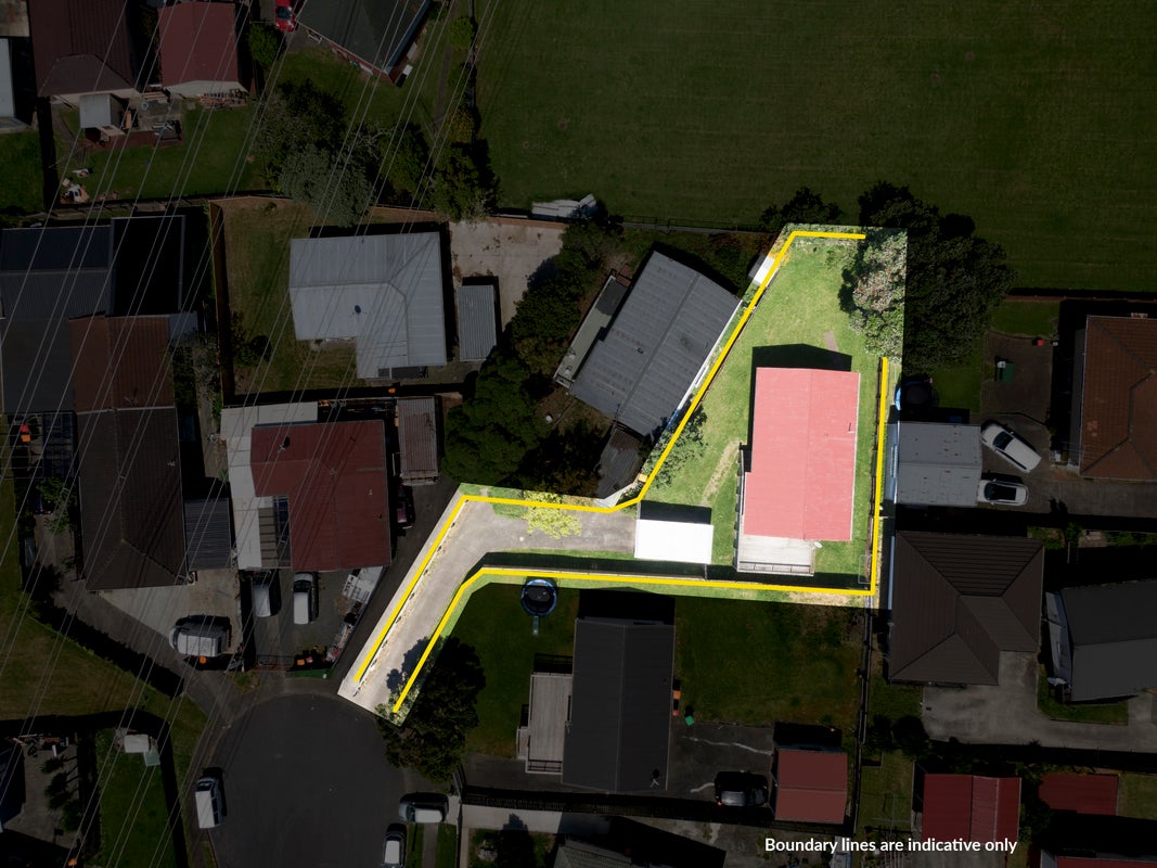 2/22 Darnell Crescent, Clover Park, Auckland - Carousel 13