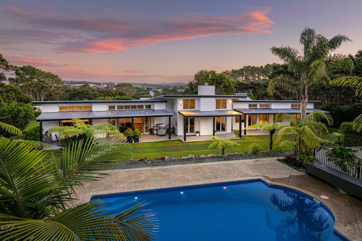 215 Lonely Track Road, Albany Heights, Auckland - Carousel 2