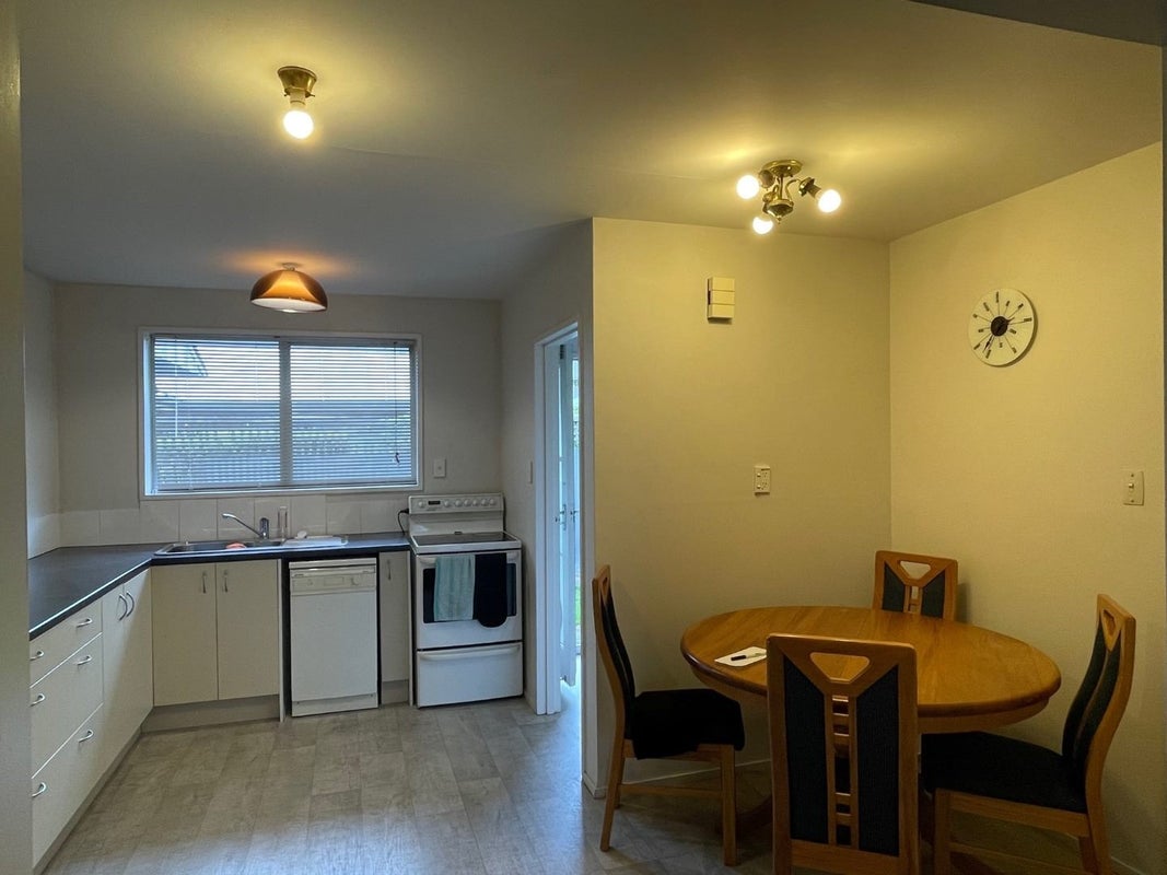 2/12 Cecil Place, Waltham, Christchurch - Carousel 2