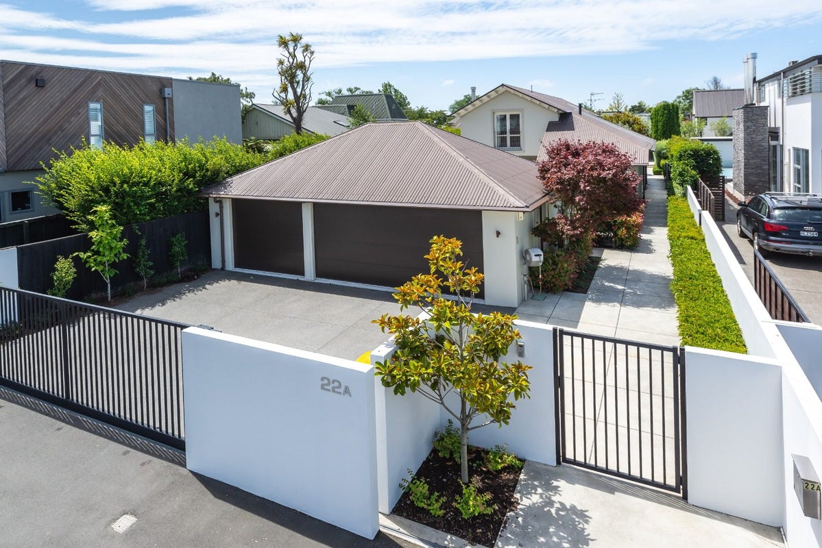 22A QUEENS AVENUE, Merivale, Christchurch - Carousel 1