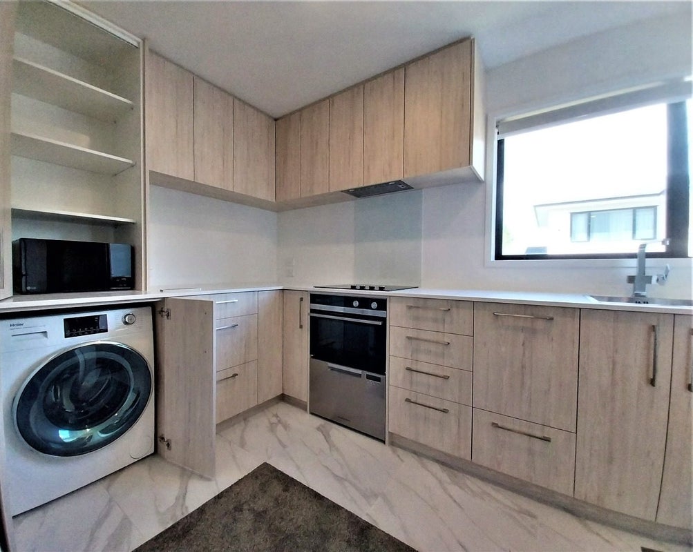 6/61 Matipo Road, Te Atatu Peninsula, Auckland - Carousel 2