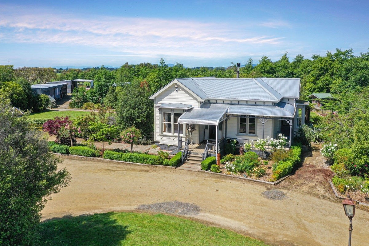 204 Whitmore Road, Linton, Palmerston North - Carousel 2