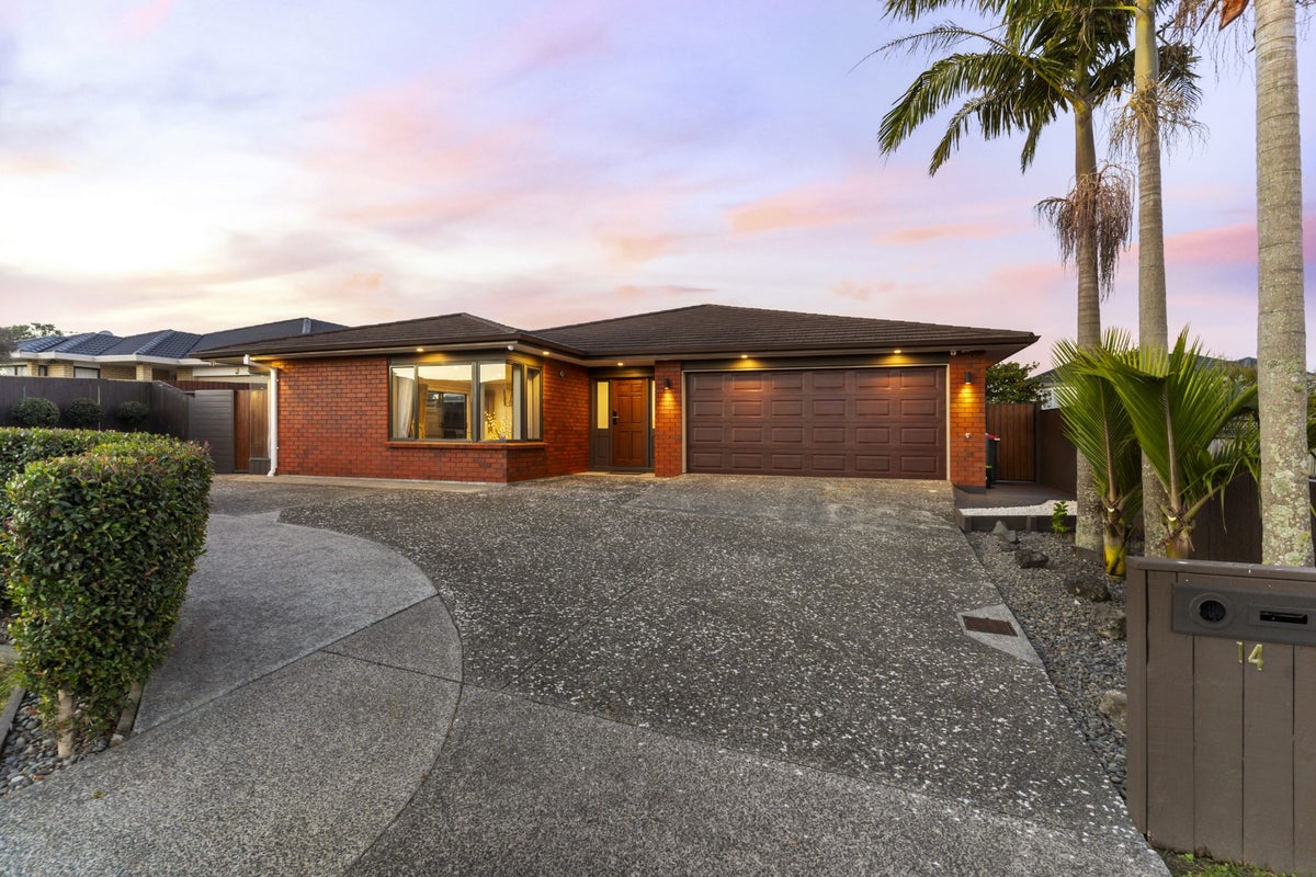 14 Vivaldi Place, Mount Roskill, Auckland - Carousel 1