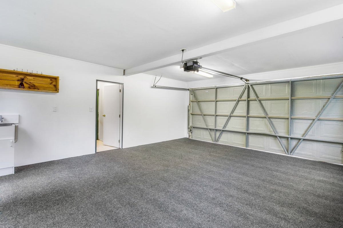 51B Vincent Street, Howick, Auckland - Carousel 13
