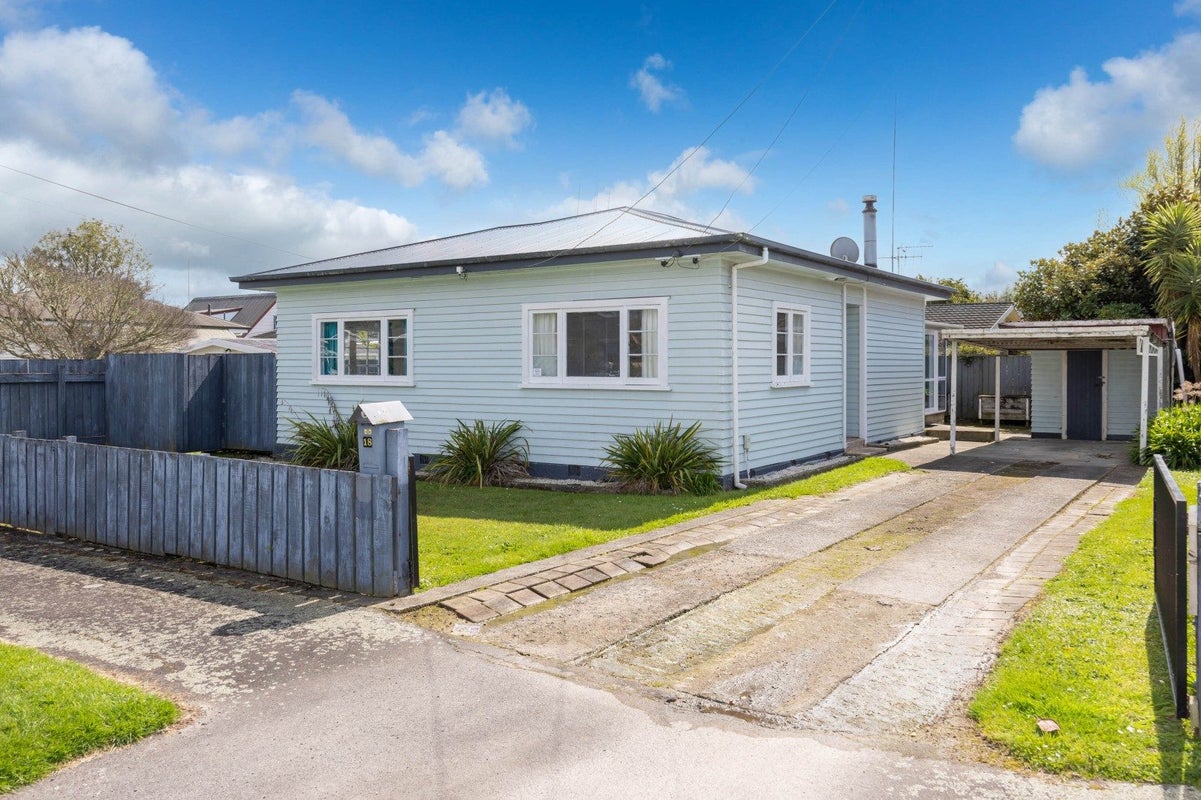 18 Winter Street, Fairfield, Hamilton - Carousel 2