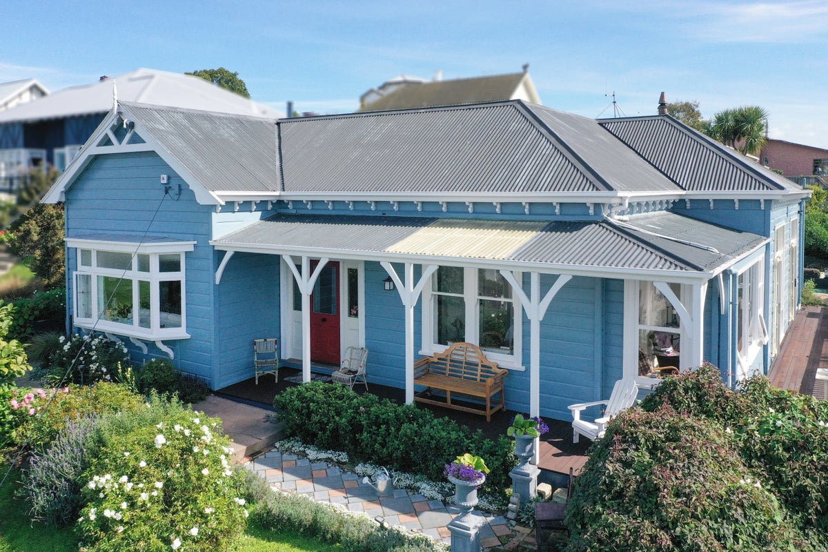 12 Hull Street, South Hill, Oamaru - Carousel 1
