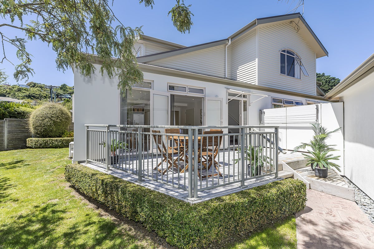 5 Allington Road, Karori, Wellington - Carousel 1