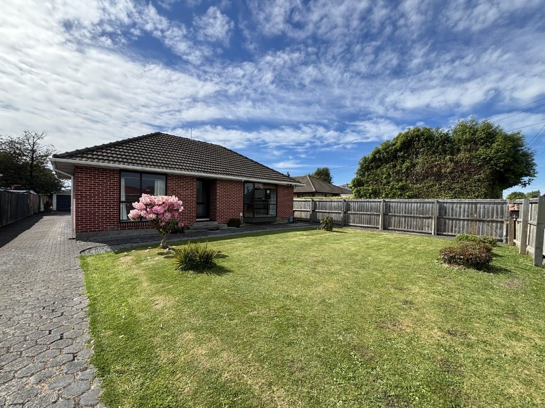 10 Oakdale Street, Avonhead, Christchurch - Carousel 1