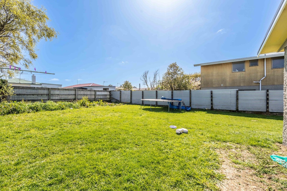 32 Dundee Place, Strathern, Invercargill - Carousel 20