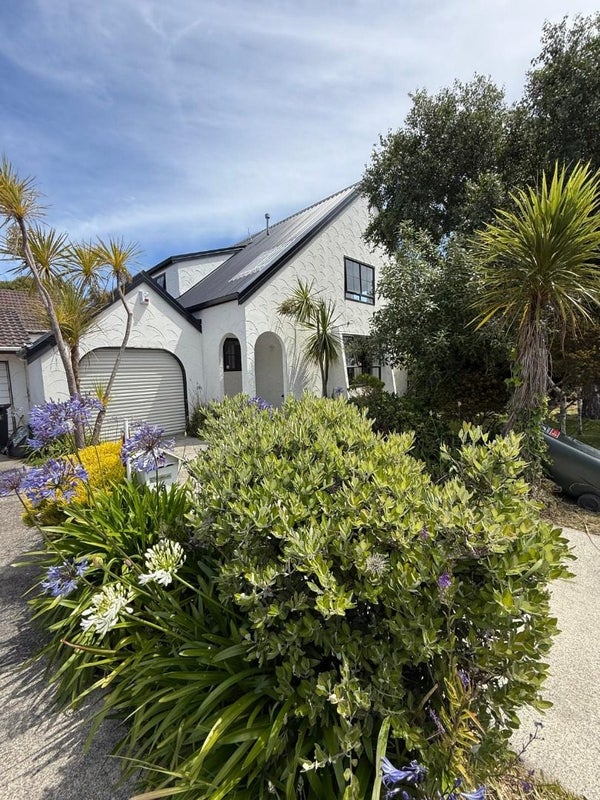 8A Mallard Grove, Churton Park, Wellington - Carousel 2