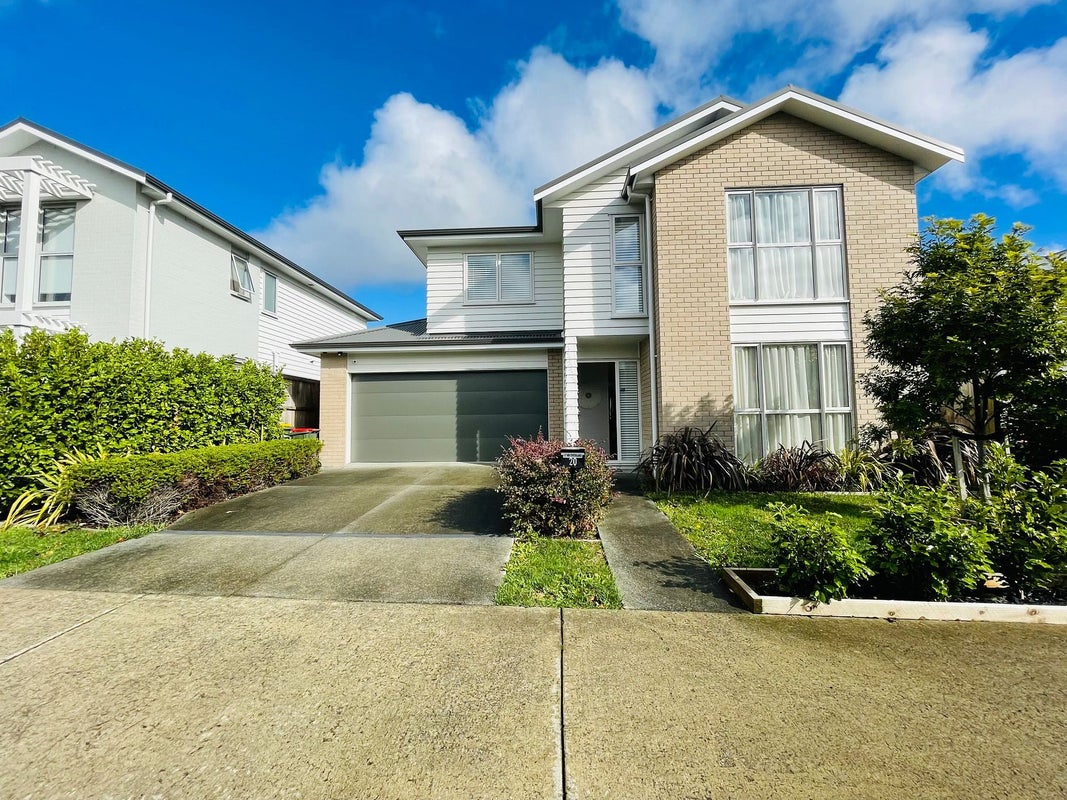 20 Samuel Cassidy Avenue, Swanson, Auckland - Carousel 1