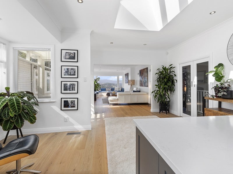61 Rakau Road, Hataitai, Wellington - Carousel 2