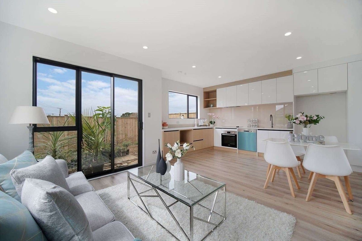 4/1 Armein Road, Panmure, Auckland - Carousel 1