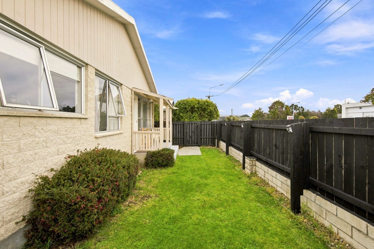 1/654 Cashel Street, Linwood, Christchurch - Carousel 1