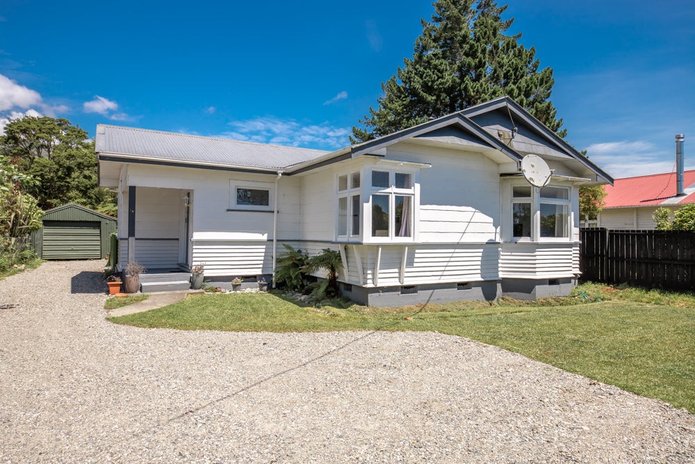 14 McGill Street, Waimangaroa, Westport - Carousel 20
