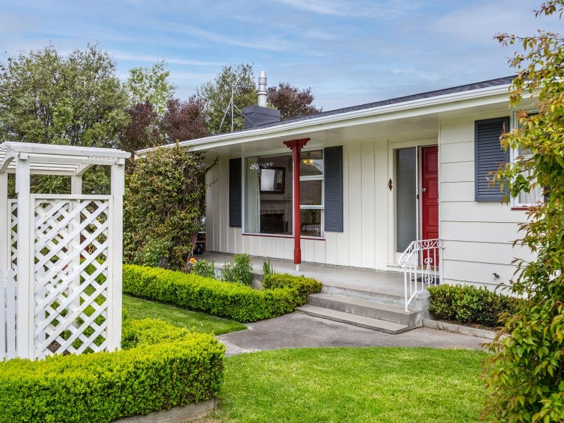 35 Manuka Street, Lansdowne, Masterton - Carousel 1