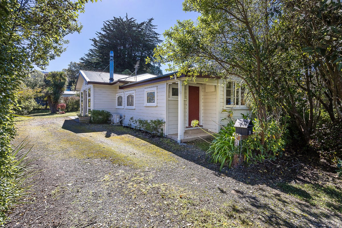 31 Bay Road, Warrington, Waikouaiti - Carousel 1