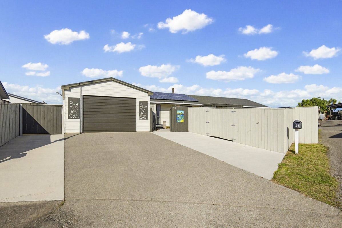 29 Matakane Street, Waitarere Beach, Levin - Carousel 14