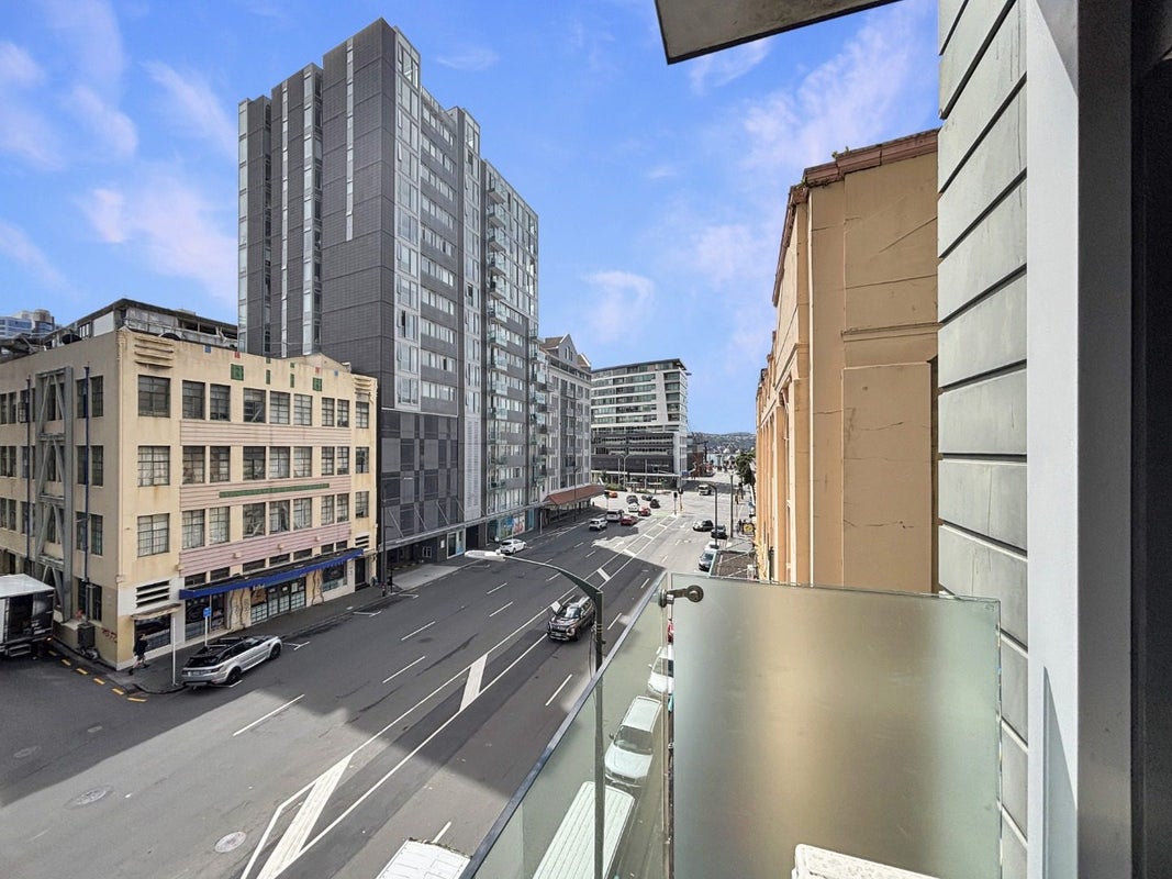 3B/39 Taranaki Street, Te Aro, Wellington - Carousel 1