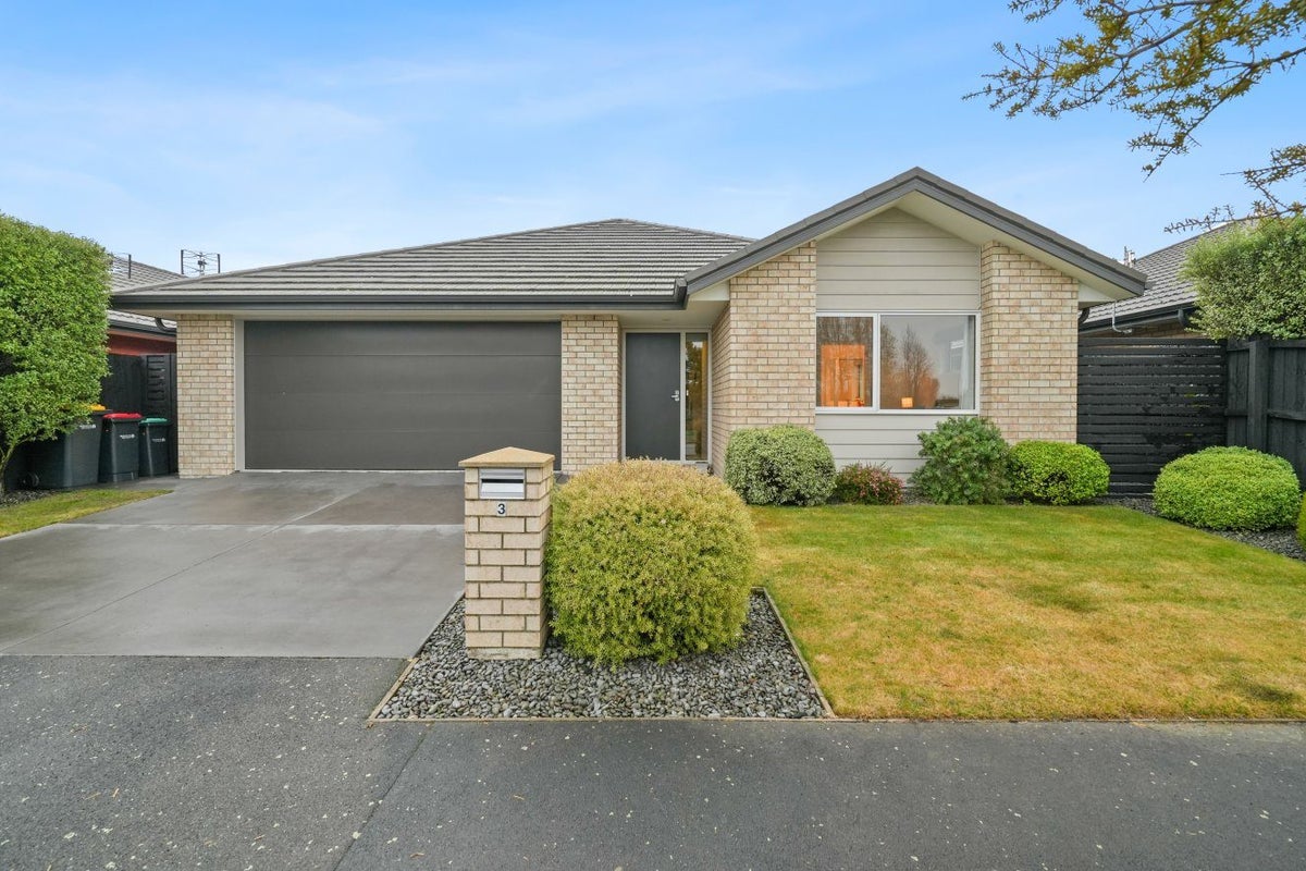 3 Mackinder Drive, Wigram, Christchurch - Carousel 2